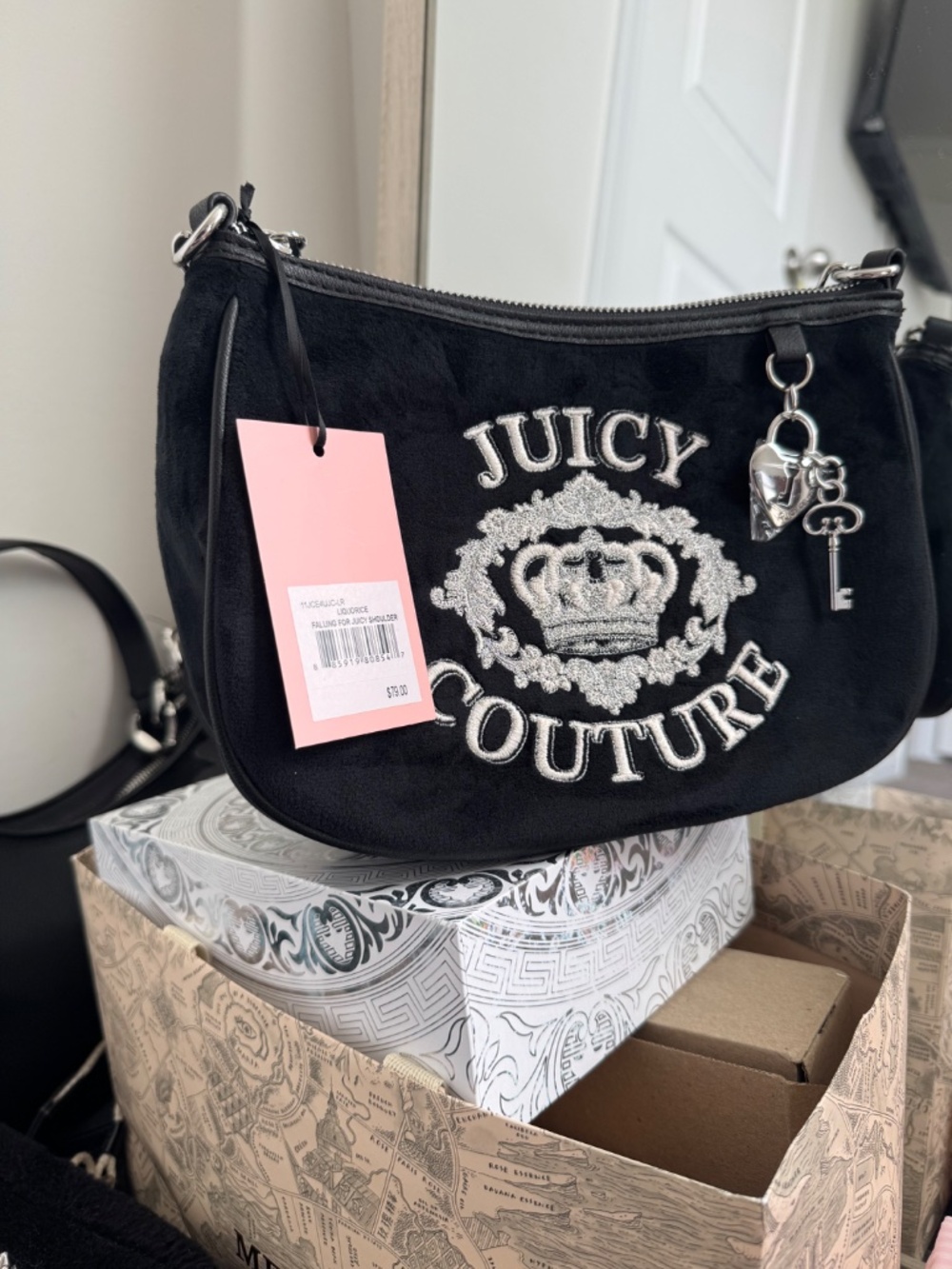 NEW✨Juicy Couture Black Velour Shoulder Bag Y2K Logo - Picture 8 of 8
